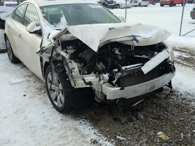 2G4GS5EV8D9129556 - 2013 BUICK REGAL PREM WHITE photo 9