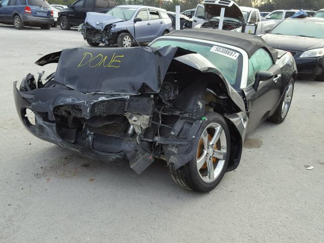 1G2MB35B47Y109780 - 2007 PONTIAC SOLSTICE BLACK photo 2