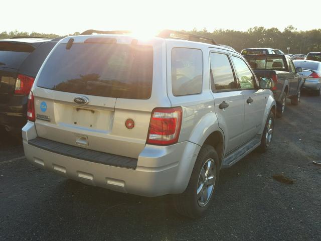 1FMCU03158KE63446 - 2008 FORD ESCAPE XLT SILVER photo 4