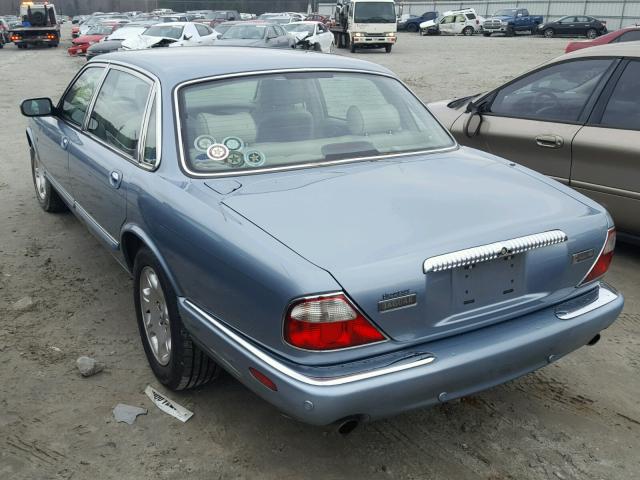 SAJDA24C83LF54005 - 2003 JAGUAR VANDENPLAS BLUE photo 3