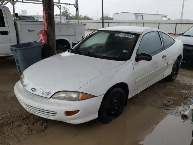 3G1JC1242WS865242 - 1998 CHEVROLET CAVALIER B WHITE photo 2