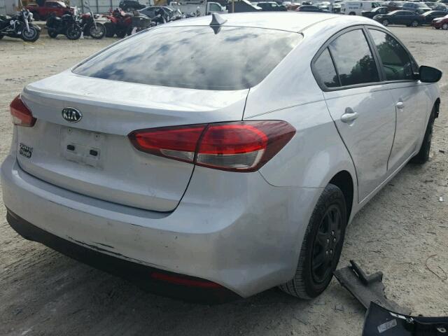 3KPFK4A79HE056979 - 2017 KIA FORTE LX SILVER photo 4