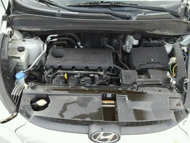 KM8JU3AC9BU293875 - 2011 HYUNDAI TUCSON GLS SILVER photo 7