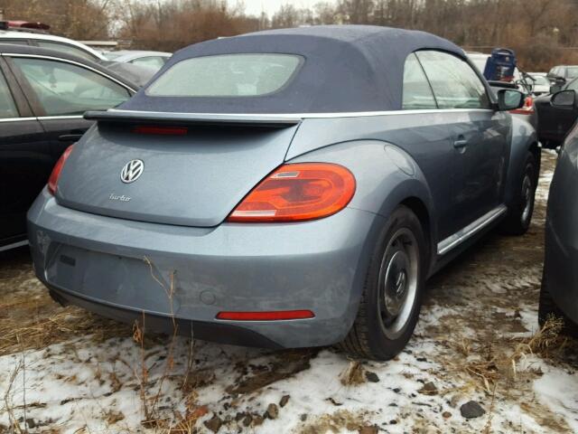 3VW517AT2GM810299 - 2016 VOLKSWAGEN BEETLE S/S 蓝色 照片 4