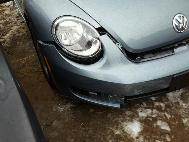 3VW517AT2GM810299 - 2016 VOLKSWAGEN BEETLE S/S 蓝色 照片 9