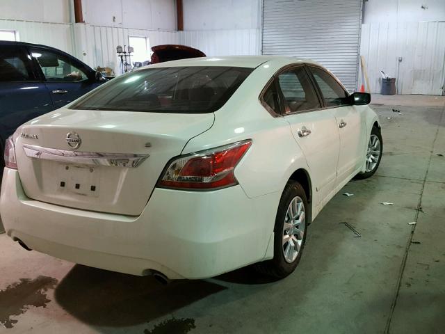 1N4AL3AP3FC576994 - 2015 NISSAN ALTIMA 2.5 WHITE photo 4