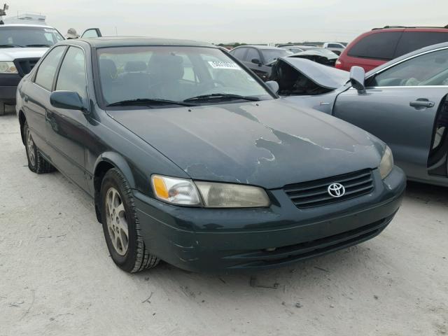 JT2BF28K3X0225976 - 1999 TOYOTA CAMRY LE GREEN photo 1