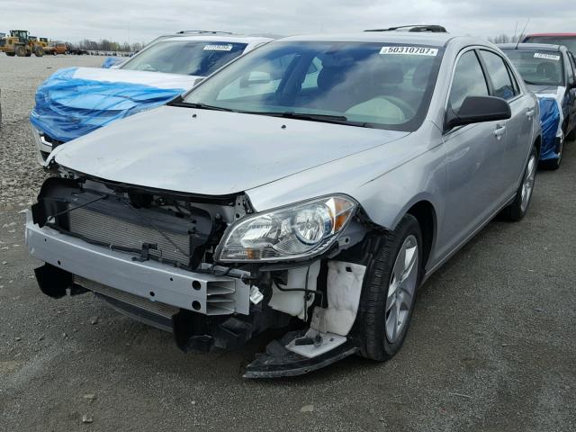 1G1ZB5E09CF105444 - 2012 CHEVROLET MALIBU LS ნაცრისფერი ფოტო 2