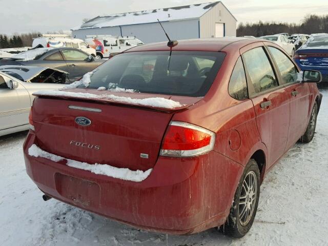 1FAHP3FN5AW288248 - 2010 FORD FOCUS SE RED photo 4