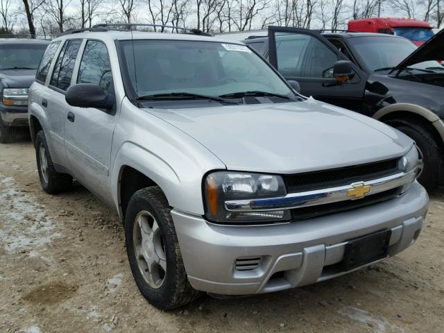 1GNDT13S782119523 - 2008 CHEVROLET TRAILBLAZE SILVER photo 1