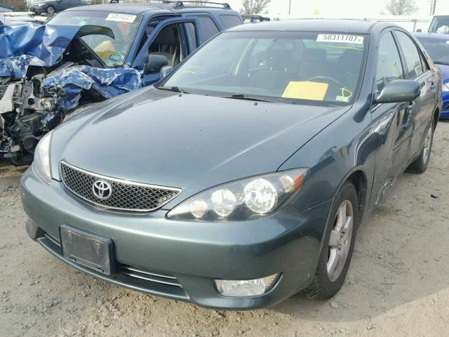 4T1BE32K35U071621 - 2005 TOYOTA CAMRY LE 绿色 照片 2