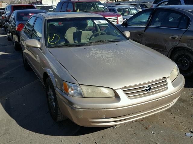 JT2BF22KXW0084413 - 1998 TOYOTA CAMRY CE GOLD photo 1