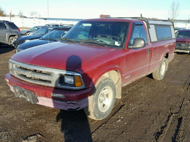 1GCCS14Z6SK225147 - 1995 CHEVROLET S TRUCK S1 RED photo 2