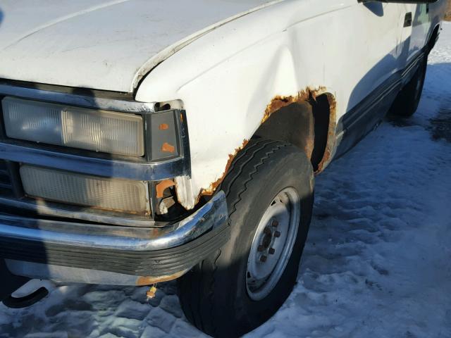 1GNFK1677PJ404332 - 1993 CHEVROLET SUBURBAN K WHITE photo 10