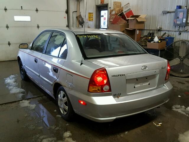 KMHCG45CX4U539867 - 2004 HYUNDAI ACCENT GL SILVER photo 3