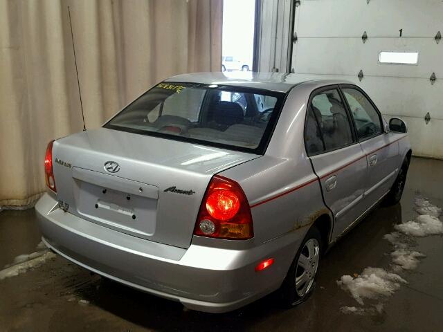 KMHCG45CX4U539867 - 2004 HYUNDAI ACCENT GL SILVER photo 4