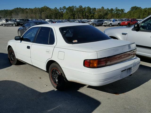 4T1SK12E5NU130806 - 1992 TOYOTA CAMRY LE WHITE photo 3