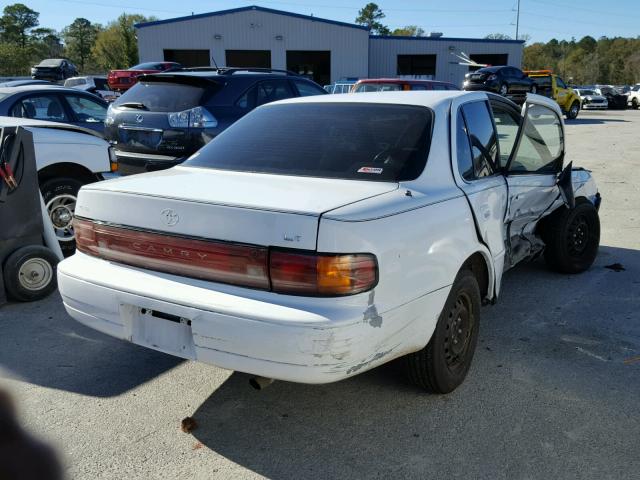 4T1SK12E5NU130806 - 1992 TOYOTA CAMRY LE WHITE photo 4