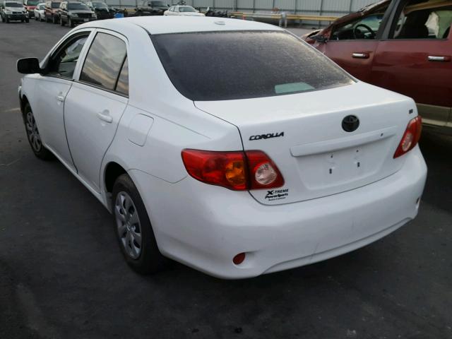 1NXBU40E79Z089311 - 2009 TOYOTA COROLLA BA WHITE photo 3