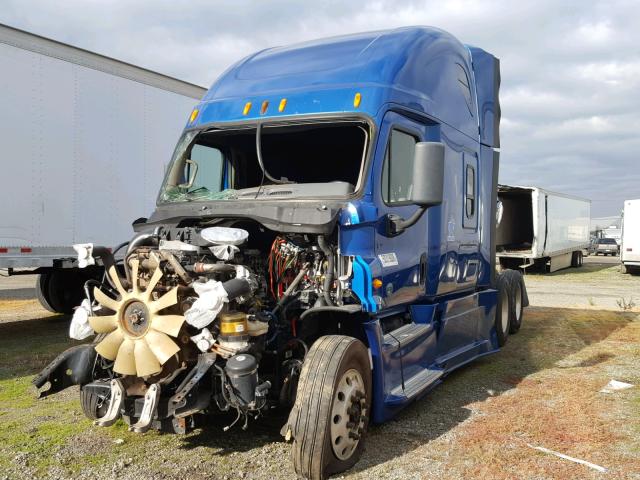 3AKJGLD5XESFH3075 - 2014 FREIGHTLINER CASCADIA 1 BLUE photo 2