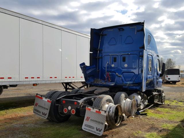 3AKJGLD5XESFH3075 - 2014 FREIGHTLINER CASCADIA 1 BLUE photo 4