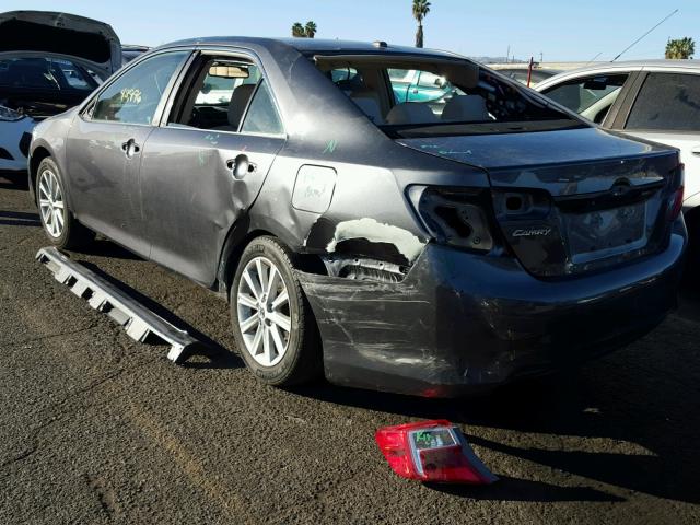 4T4BF1FK7DR326044 - 2013 TOYOTA CAMRY L GRAY photo 3