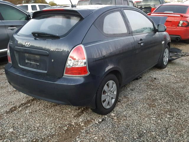 KMHCM3AC4AU173117 - 2010 HYUNDAI ACCENT BLU GRAY photo 4