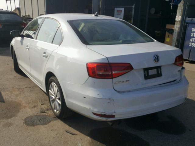 3VWD17AJ9FM256798 - 2015 VOLKSWAGEN JETTA SE WHITE photo 3