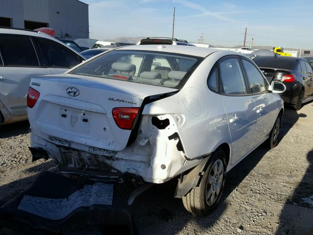 KMHDU46D47U153485 - 2007 HYUNDAI ELANTRA GL WHITE photo 4