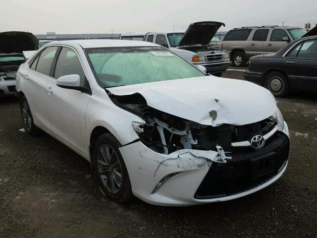 4T1BF1FK4HU342962 - 2017 TOYOTA CAMRY LE WHITE photo 1