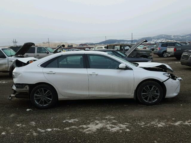 4T1BF1FK4HU342962 - 2017 TOYOTA CAMRY LE WHITE photo 9