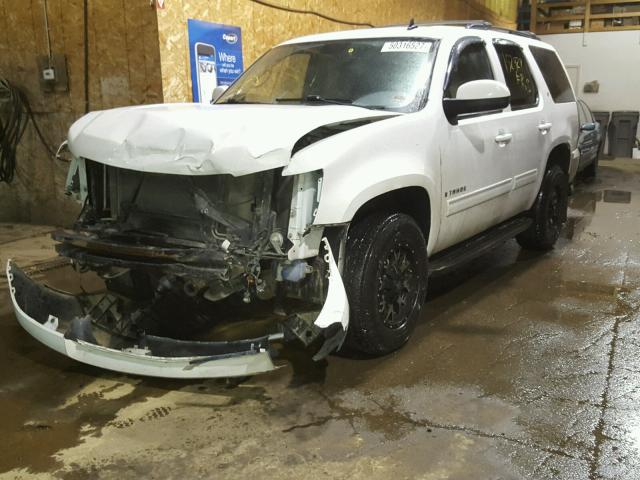 1GNFK23029R261030 - 2009 CHEVROLET TAHOE K150 WHITE photo 2