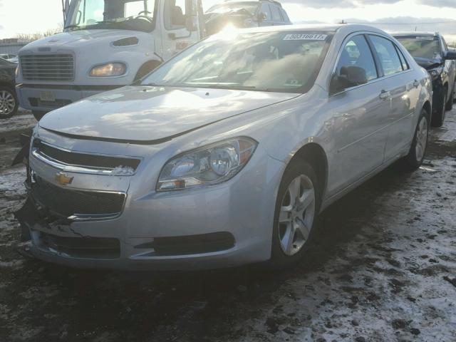 1G1ZB5EB9AF256895 - 2010 CHEVROLET MALIBU LS SILVER photo 2