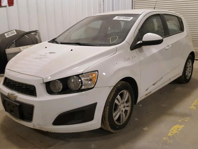 1G1JA6SHXC4108199 - 2012 CHEVROLET SONIC LS 白色 照片 2