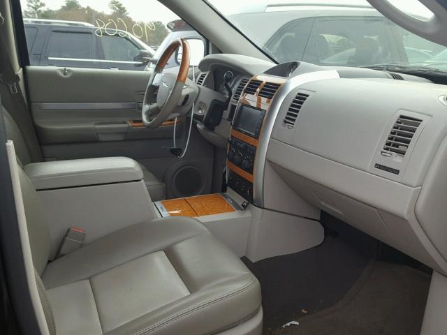 1A8HX58N38F114684 - 2008 CHRYSLER ASPEN LIMI BLACK photo 5