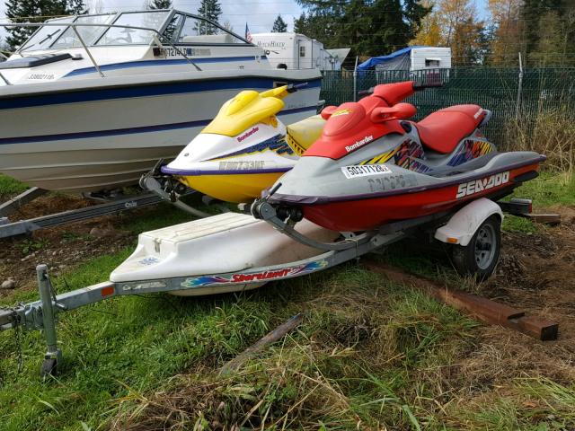 ZZNJ1390F798 - 1998 BOMBARDIER BOAT TWO TONE photo 2