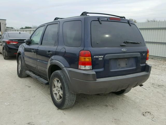 1FMYU03164KA15944 - 2004 FORD ESCAPE XLT BLUE photo 3