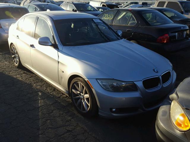 WBAPH53559A435757 - 2009 BMW 328 I SULE SILVER photo 1