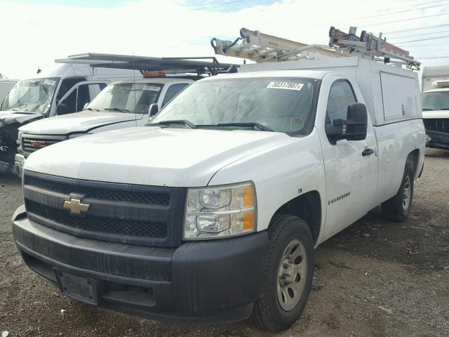 1GCEC14X28Z128516 - 2008 CHEVROLET SILVERADO WHITE photo 2