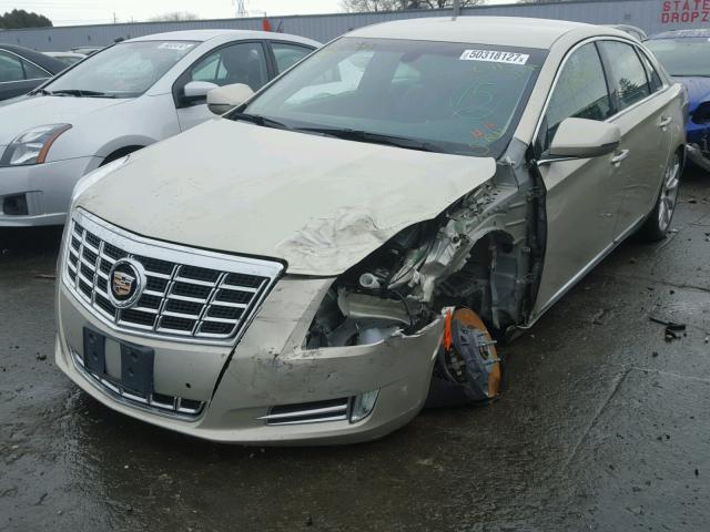 2G61N5S32F9256524 - 2015 CADILLAC XTS LUXURY GOLD photo 2