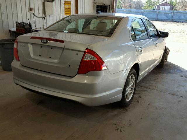 3FAHP0GA5AR400379 - 2010 FORD FUSION S SILVER photo 4