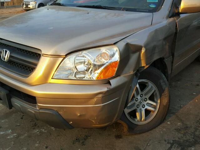 2HKYF18654H535608 - 2004 HONDA PILOT EXL GOLD photo 9