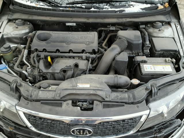 KNAFU4A22C5572827 - 2012 KIA FORTE EX GRAY photo 7