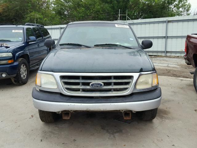 1FTRX07W83KD20320 - 2003 FORD F150 GREEN photo 9