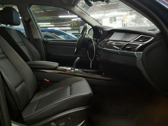 5UXZV4C53D0B13679 - 2013 BMW X5 XDRIVE3 BLUE photo 5
