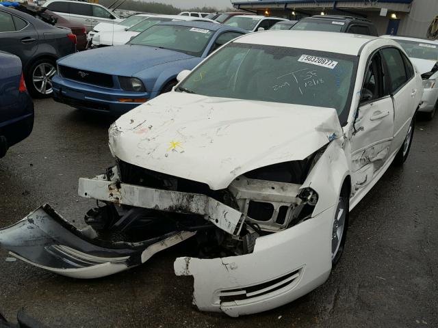 2G1WT57K491136342 - 2009 CHEVROLET IMPALA 1LT WHITE photo 2