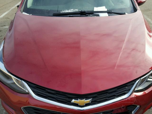 1G1BE5SM1H7186201 - 2017 CHEVROLET CRUZE LT MAROON photo 7