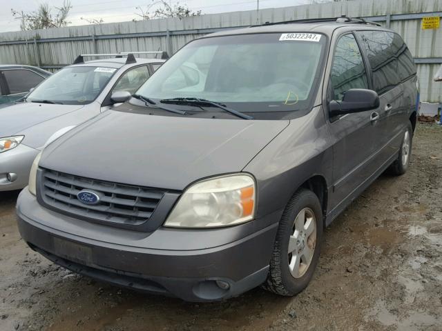 2FMZA57655BA88654 - 2005 FORD FREESTAR S GRAY photo 2