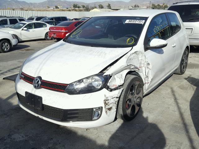 WVWFD7AJ1DW090079 - 2013 VOLKSWAGEN GTI WHITE photo 2