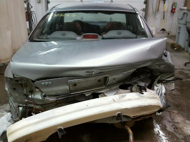 1YVGF22C8X5880081 - 1999 MAZDA 626 ES GRAY photo 9